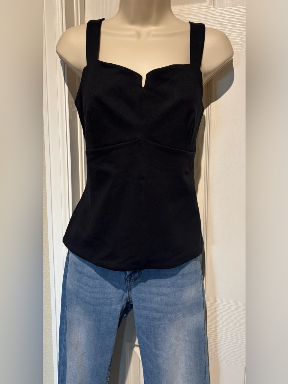 Cabi Black Women's Sweetheart Neckline Tank Top